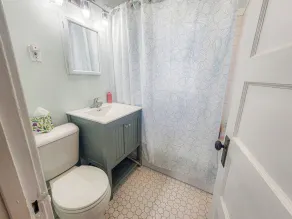 Just One House From The Beach Barefoot Bungalow Offers A Sweet Beach Vacation - Image 4