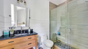 Designer Gut Renovated Farmhouse on over 1 Acre, Numerous Spacious Living... - Image 4
