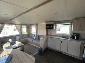 Modern 3-Bedroom Caravan Near Beach at Ty Mawr Holiday Park - Image 4