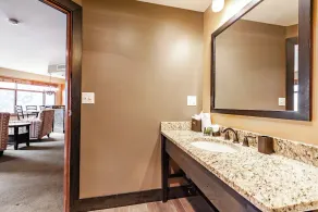 Sundial B309-B | Ski-in/Ski-out | Washer/Dryer | Mountain Views | Pools & Hot Tubs - Image 3