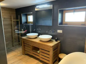 Chalet bois à Liézey : confort moderne, terrasse, proximité Gérardmer et chemins pédestres - Image 2