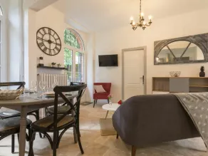 Charming Garden Cottage Between Nantes & Jade Coast - WiFi, Free Parking, Pet Friendly - Image 4