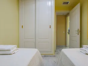 Sensationel Apt 2 Bed 2 Bad 4 pax Aljarafe Metro - Image 3
