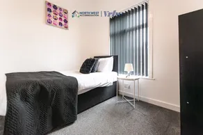 Fully furnished 2 Bedroom House in Bolton – Contractors Welcome - Image 3