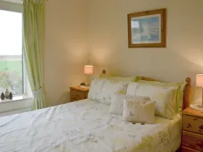 3 bedroom accommodation in Tumby Woodside - Image 3