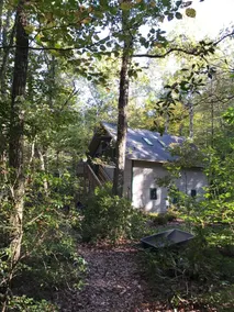 Stream-Side Guesthouse i smukke Rawley Springs - Image 4