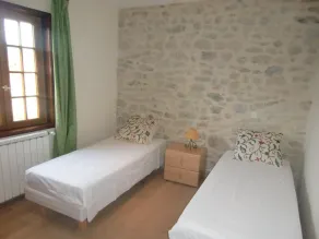 Gammelt bondehus renoveret i den gamle landsby med have og privat pool - Image 5