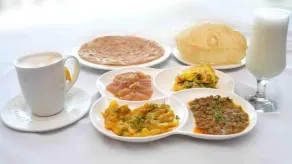 Galaxy Inn Guest House - Image 3