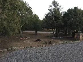Schöne Multi. Familie 4bdrm. \"El Vado See\" Cabin mit Jaccuzi - Image 3