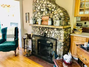 Charming Farmhouse - quiet, private & peaceful - Image 2