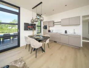 Modern Villa With Pets Welcomed - Image 4