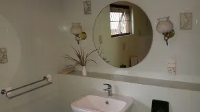 Arangala Bungalow - Image 2
