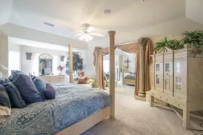 Peaceful, Super Clean Central SA Home - Image 5