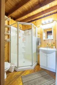 Private Island Cottage Paradise - Image 2