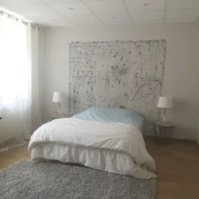 Cosy, green accommodation on ground floor - Image 3