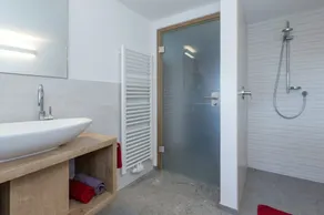 Ferienwohnung 'Ausserharmerhof Anno 1556' mit Bergblick, Gemeinschaftsgarten und WLAN - Image 3