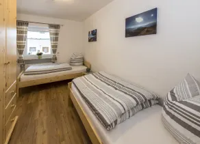 Apartamento para 2-4 pessoas, 2 quartos, sala de estar, terraço - Image 4