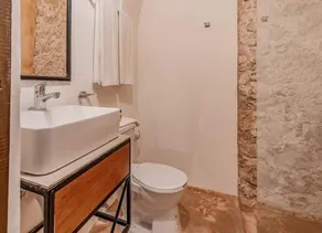 Hotel H O - Image 5