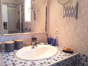A peaceful retreat, luxurious villa, private pool (heated from June through September) - Image 3