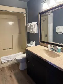 Chanticleer Inn 43 - Image 3