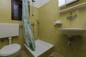 Apartments Rada (26811-A1) - Tisno - island Murter - Image 3