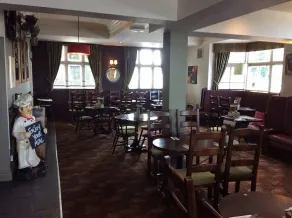 Tidy rooms above period local pub - Image 3