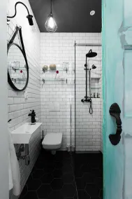Urban Rustic Flat in Historical  Building - Image 2