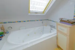 Quiet and seaside in charming house 3000 m2 park - Image 4