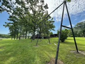 Seven Oaks sleeps 8, outdoor adventures - Image 3