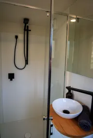 Luxury Off-Grid Tiny House in the beautiful Southern Highlands - Image 2