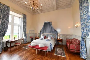 CHATEAU DE LA RIVIERE - Image 3