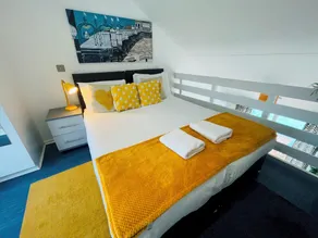On the Water 2  A One-of-a-Kind Stay | Free Parking | By My Getaways - Image 5