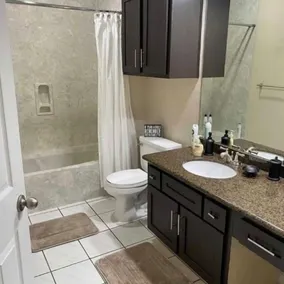 Houston-Gallo Townhome - Image 4
