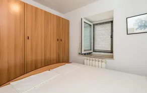 1 Bedroom Awesome Apartment In Veli Losinj - Image 4