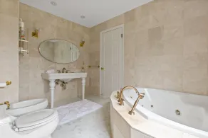 beautiful contemporary house , only one hour from Manhattan - Image 3