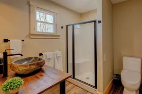 Studio Suite #9 at The Lodge | Minutes from Sunapee Harbor & Mount Sunapee - Image 3