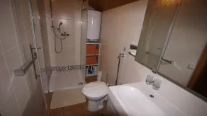 Ferienwohnung für bis 6 Persnen mit sonnigem Hof, Garten und Pool - Image 3