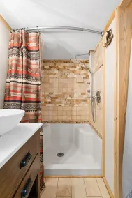 Mountain View Tiny House in Golf Capital of TN - Image 2