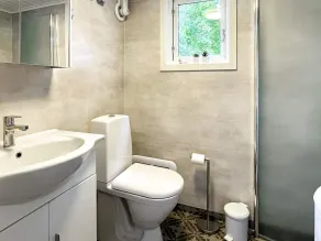 6 person holiday home in Brålanda-By Traum - Image 4