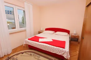 Apartments by the sea Postira, Brac - 5152 - Image 3