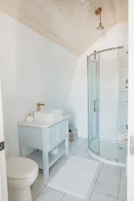 Stunning Guesthouse in historic Georgetown w/hot tub! - Image 3