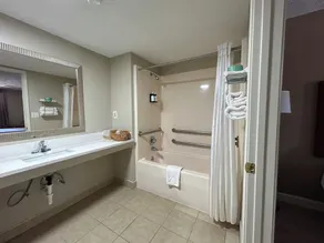 Americana Inn - Henderson - Image 4