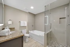 The Ideal Townhouse Getaway - Image 3