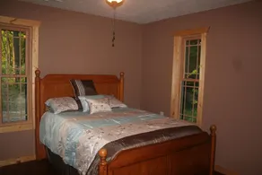 On the Shawnee Wine Trail - Image 5