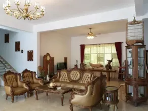 One House - Image 3