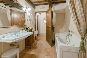 Villa Mimi - Nine Bedroom Villa, Sleeps 18 - Image 2