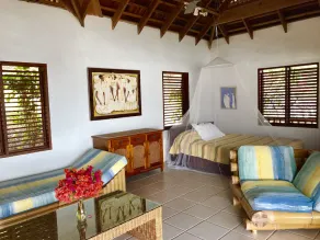 Ti Zan: Views to Die For. Perfect for two - Image 3