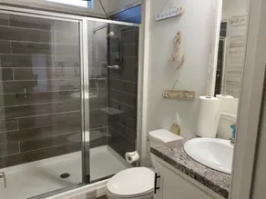Cozy, Quaint, Beautiful Cottage- 5 Mins From Downtown - Image 2