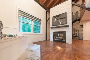 Chimney Hill - 04) Second Floor Suite 4 - Image 5