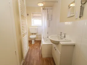 Cosy Cottage - Image 5